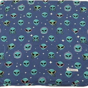 Posh Peanut Area 51 & Cloudy Day Patoo